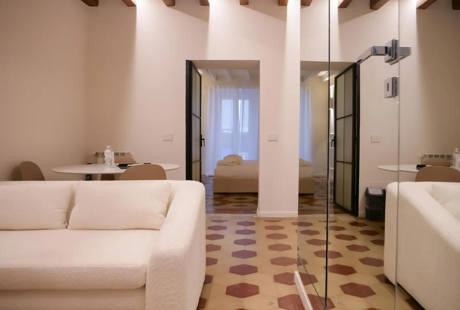 Контакты Prestige Boutique Homes-Brera 3